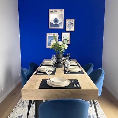 Majestic Blue- Parking Prive Apartment